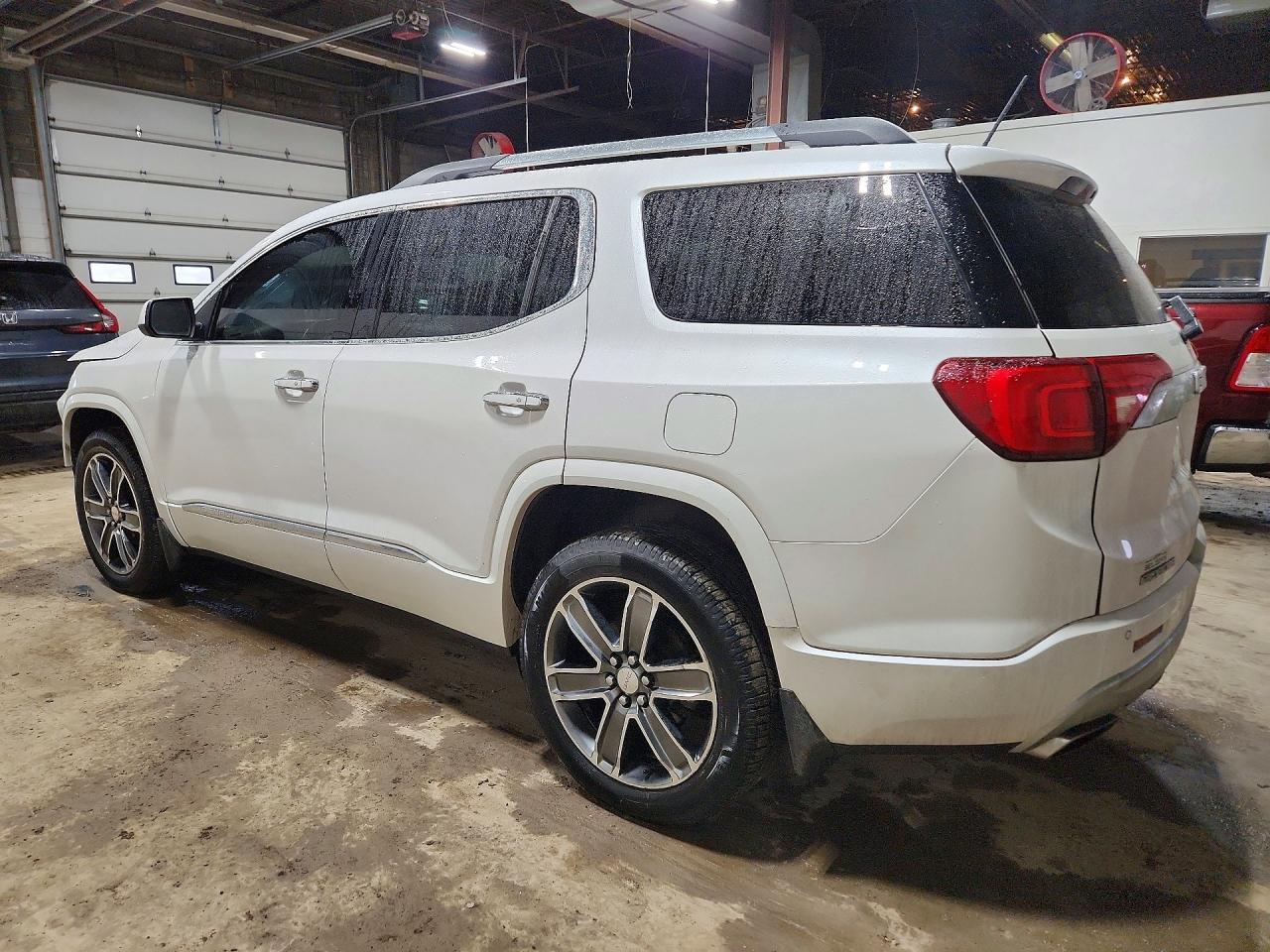 2017 GMC ACADIA