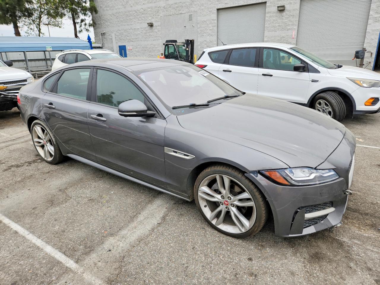 2017 JAGUAR XF