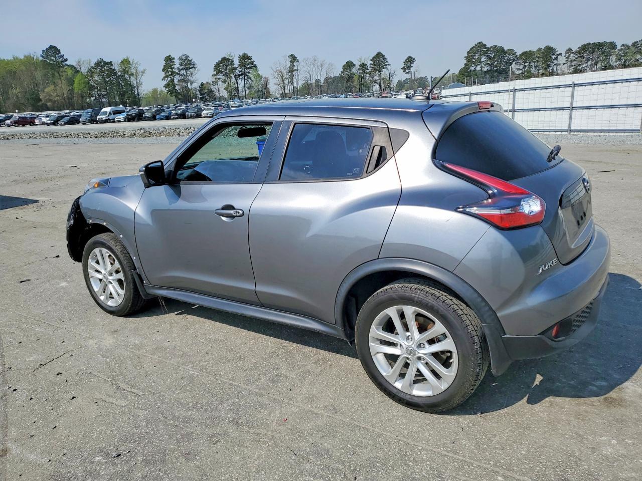 2016 NISSAN Juke