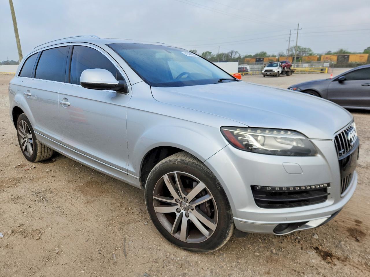2013 AUDI Q7