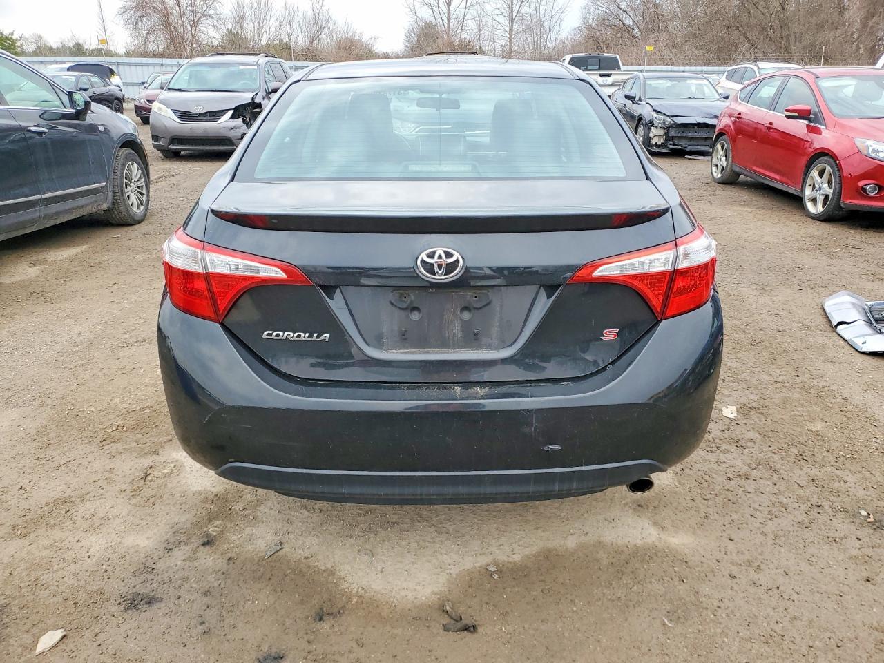 2015 TOYOTA COROLLA