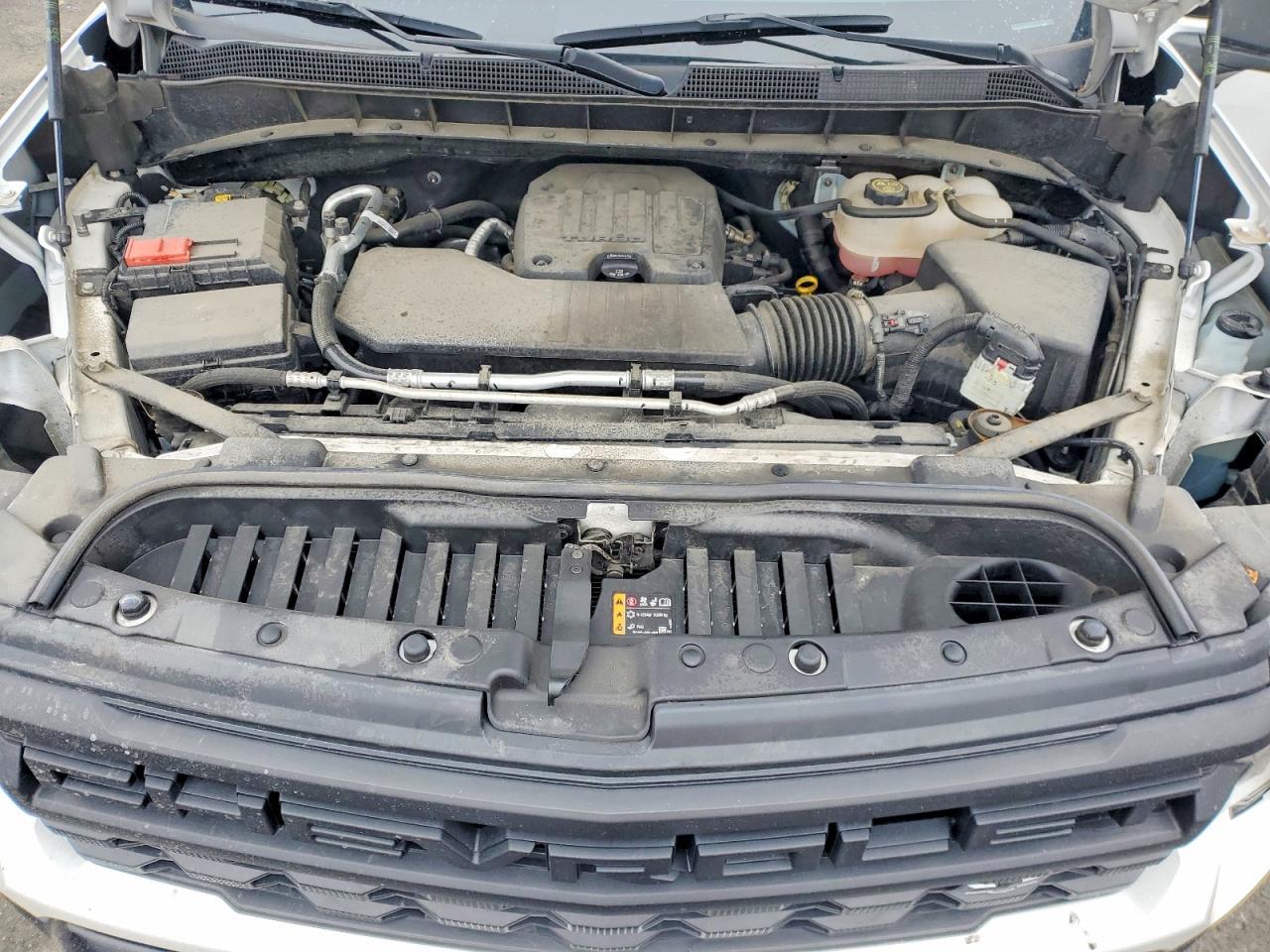 2024 CHEVROLET Silverado
