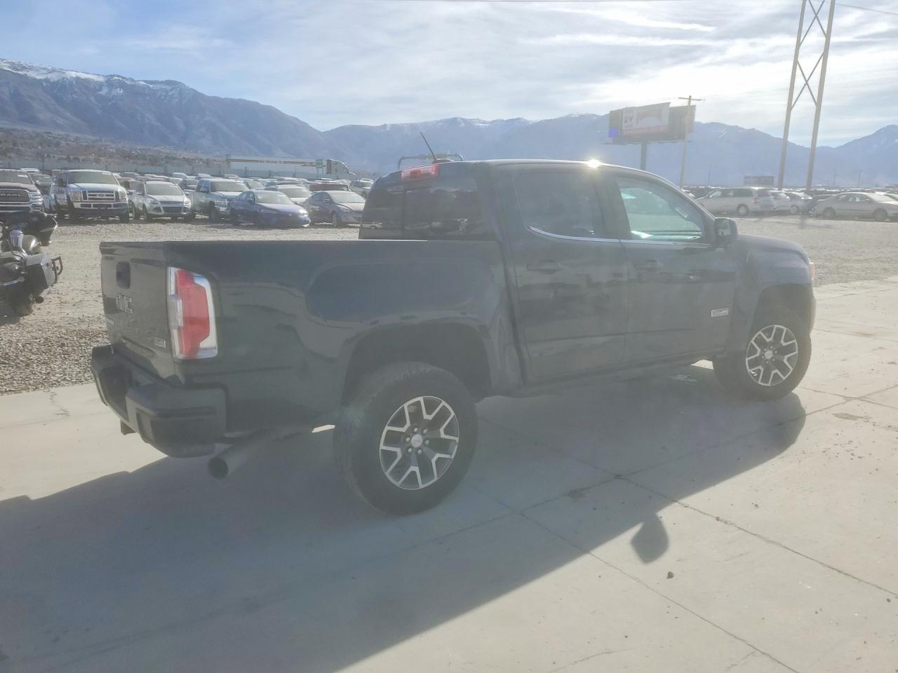 2017 GMC CANYON