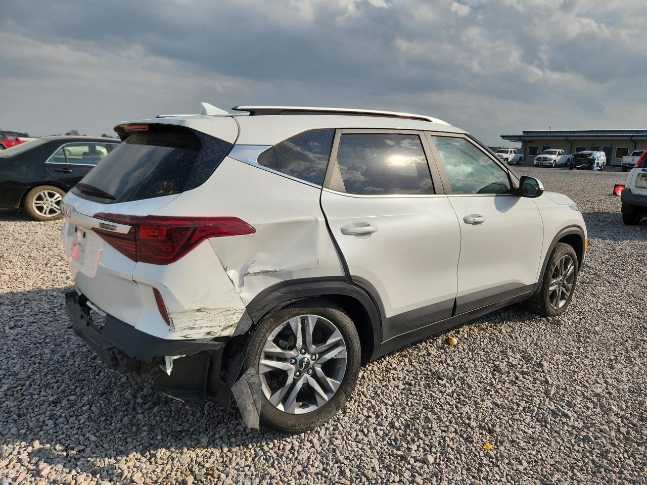 2023 KIA SELTOS