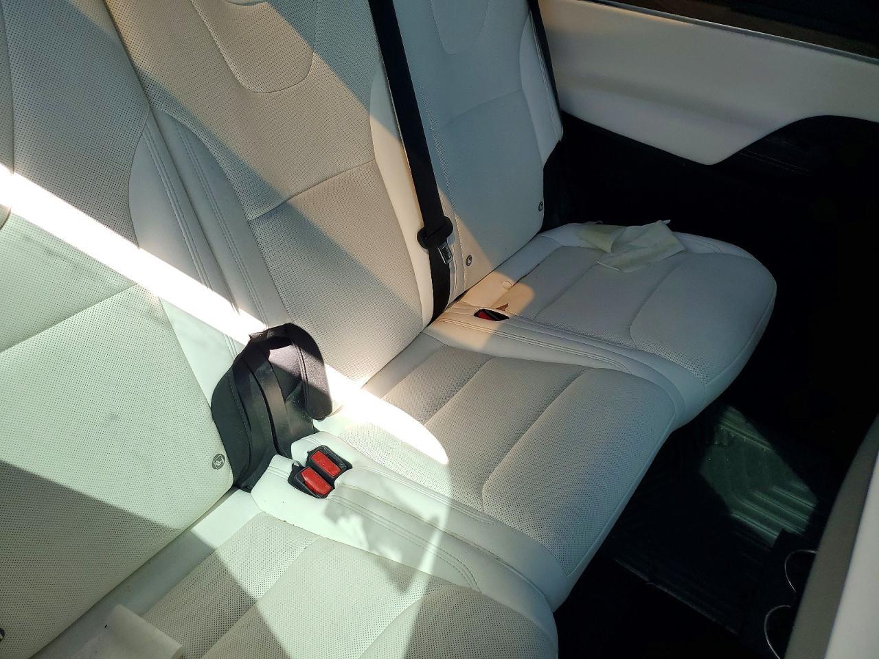 2022 TESLA MODEL X