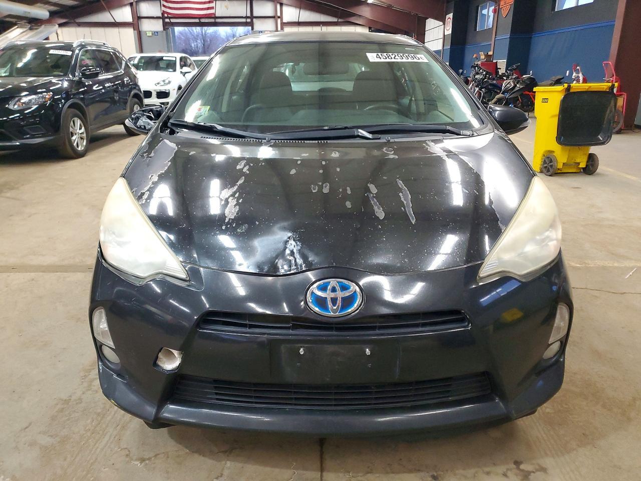 2014 TOYOTA Prius c