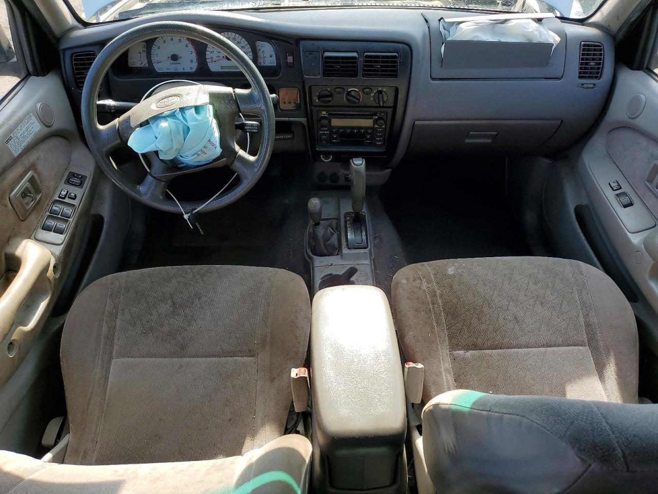2001 TOYOTA TACOMA