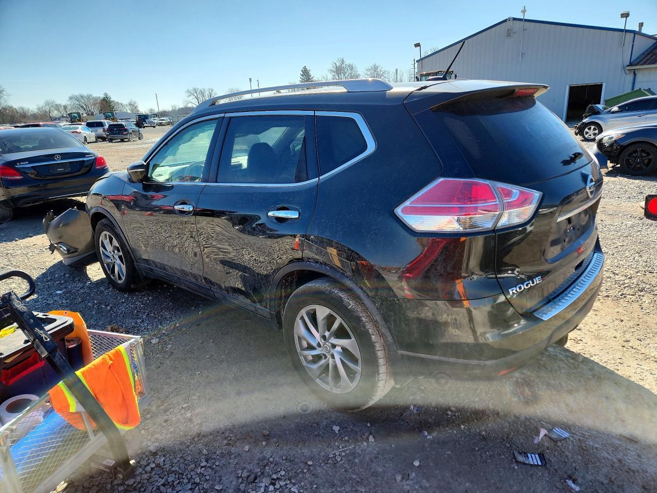 2015 NISSAN ROGUE