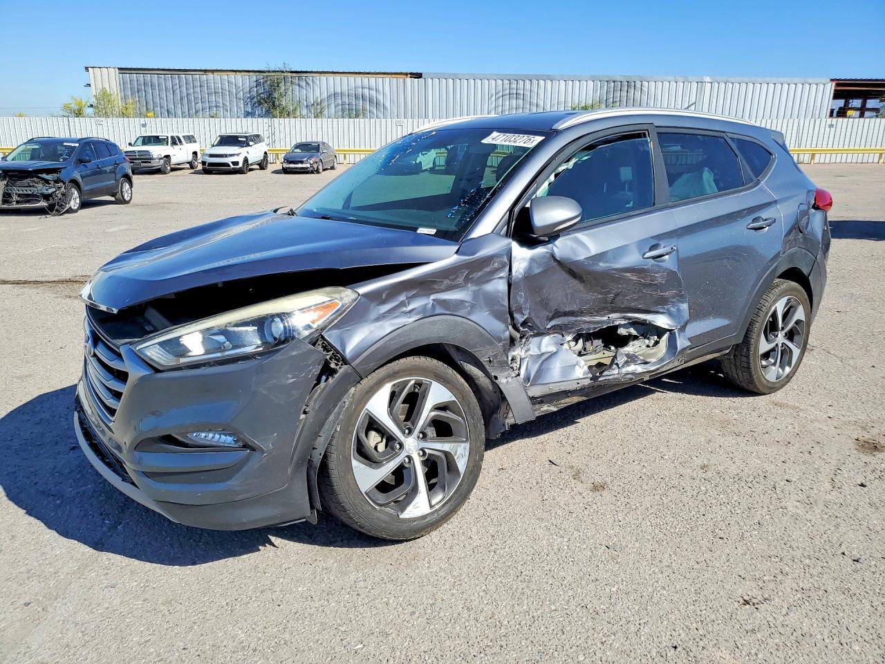 2017 HYUNDAI TUCSON