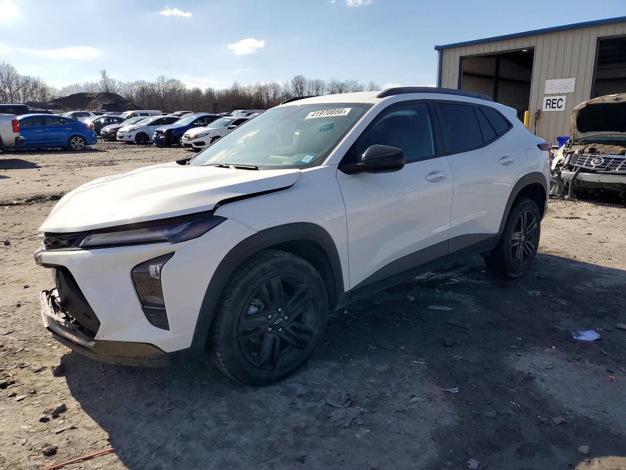 2025 CHEVROLET TRAX