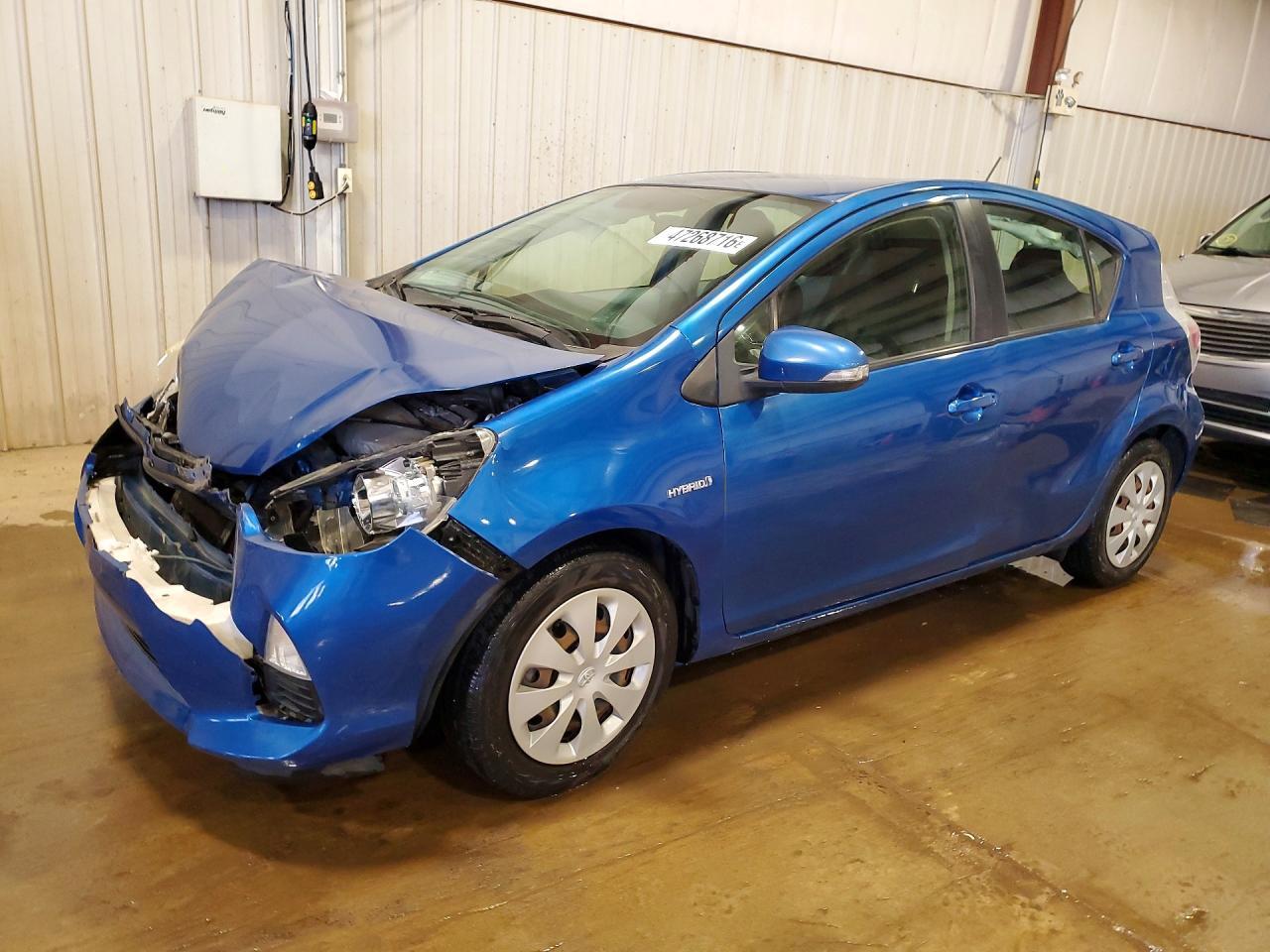 2013 TOYOTA Prius c