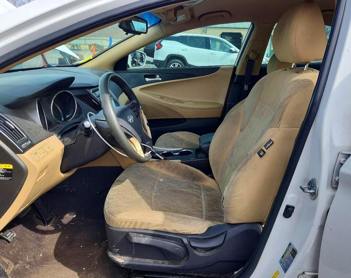 2012 HYUNDAI SONATA