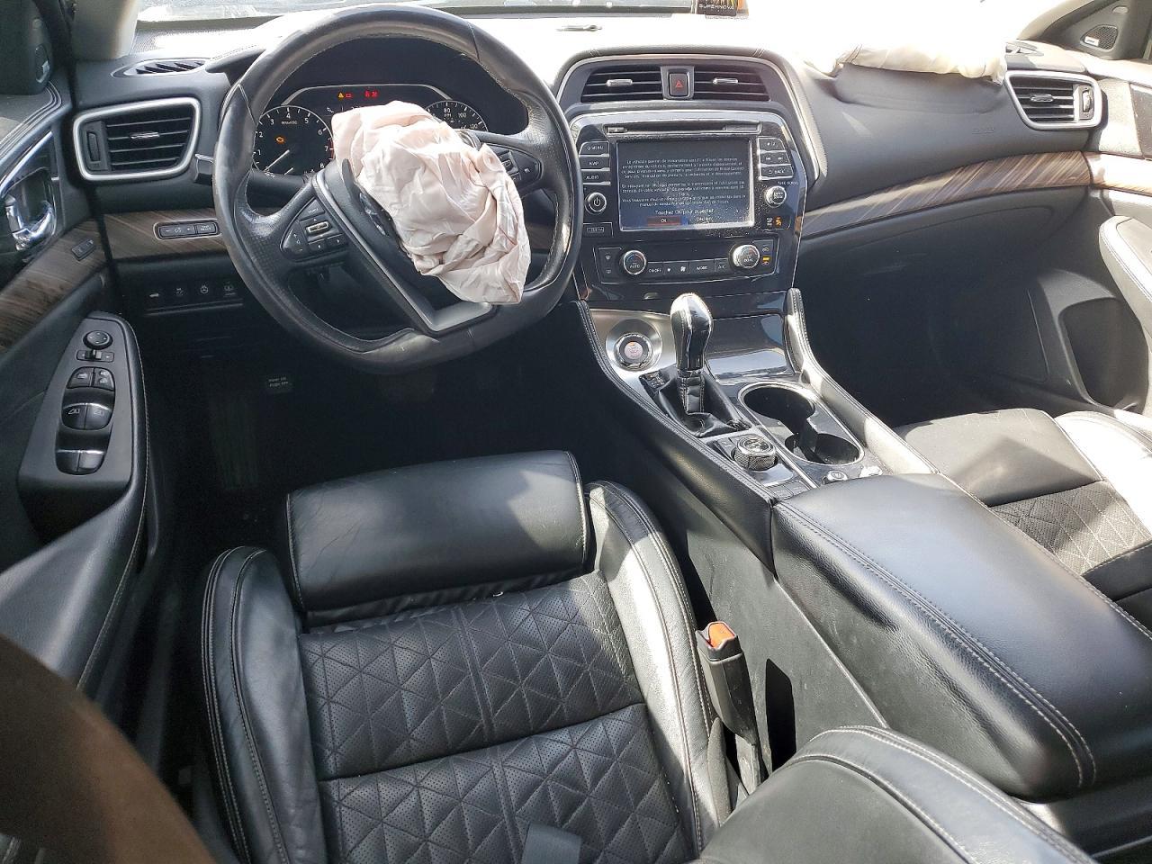2017 NISSAN Maxima