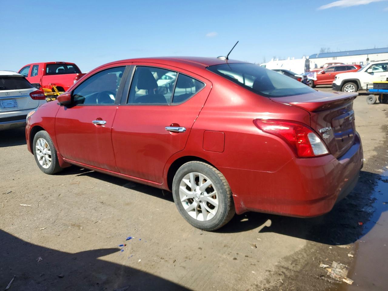 2017 NISSAN VERSA