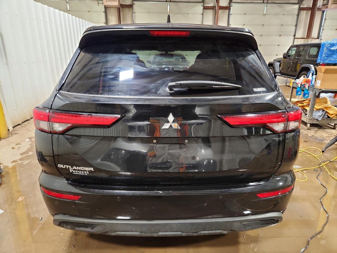 2022 MITSUBISHI outlander