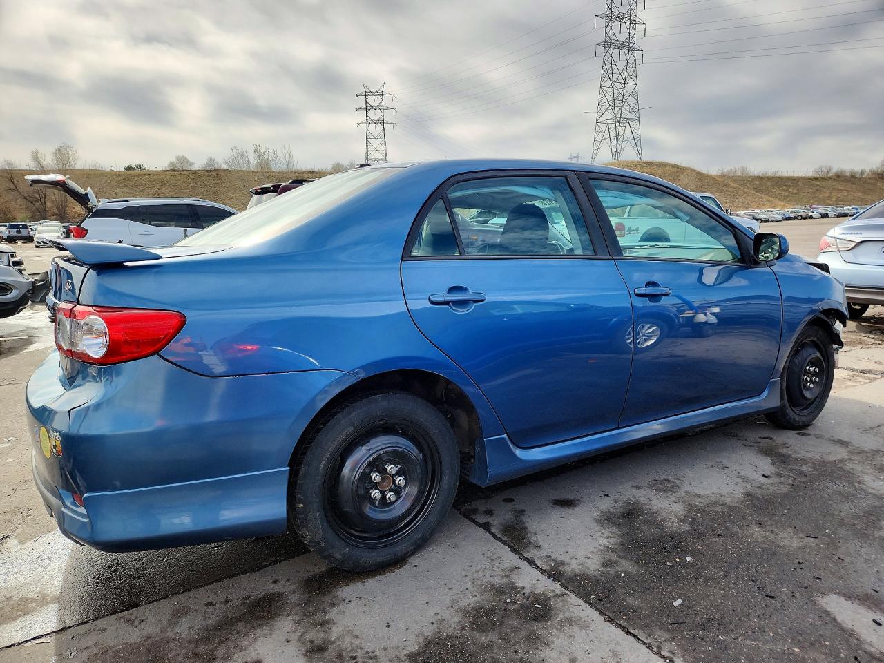 2013 TOYOTA COROLLA