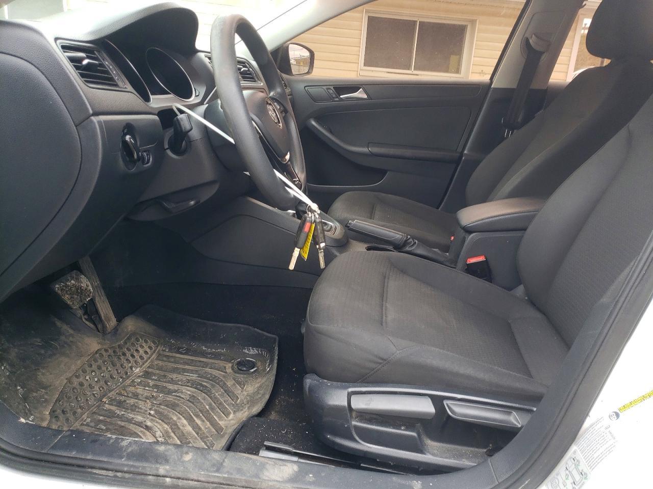 2015 VOLKSWAGEN JETTA