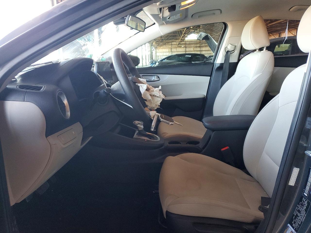 2023 KIA FORTE