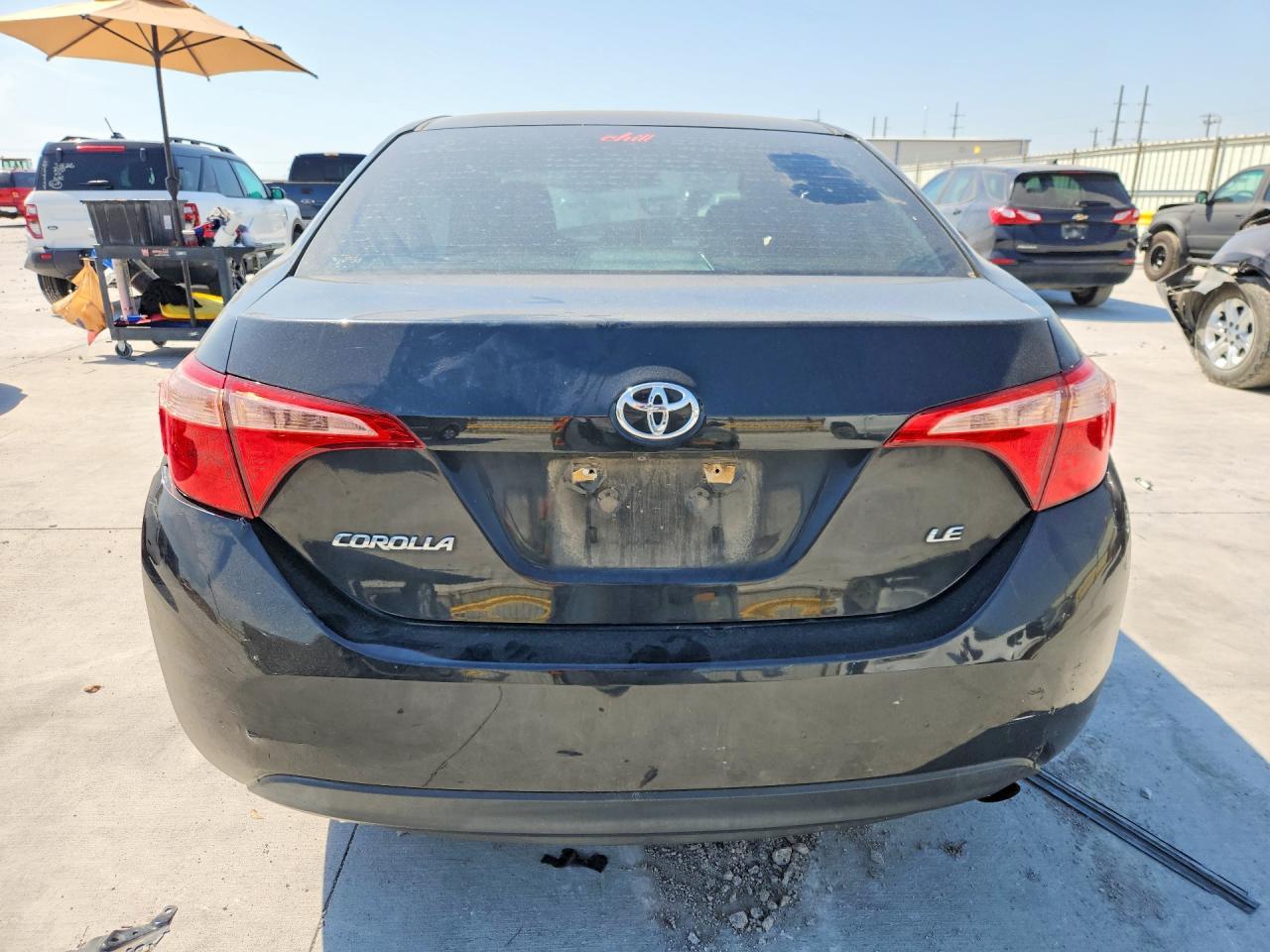 2018 TOYOTA COROLLA