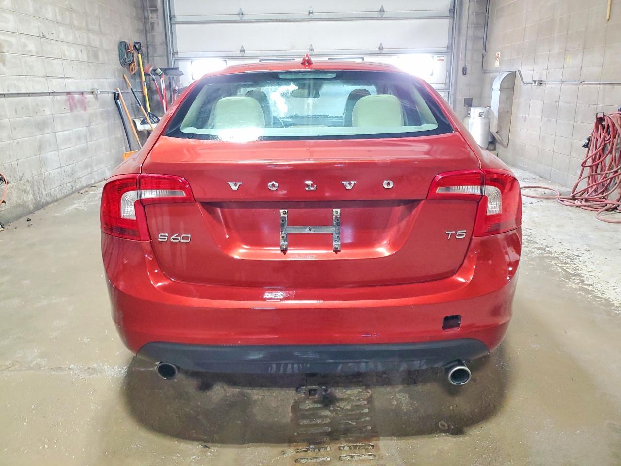 2013 VOLVO S60