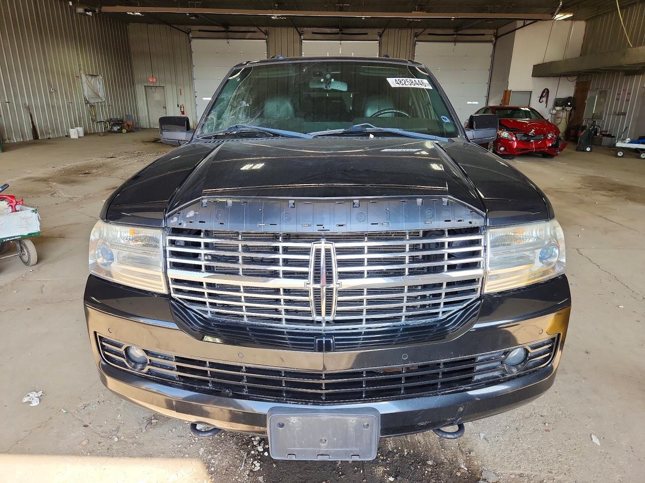 2013 LINCOLN Navigator