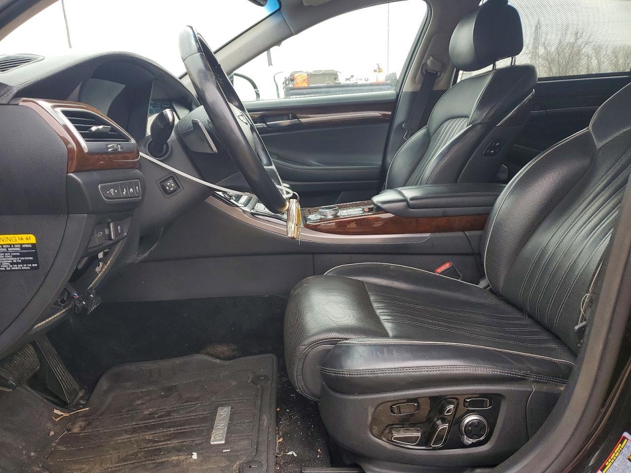 2019 GENESIS G90