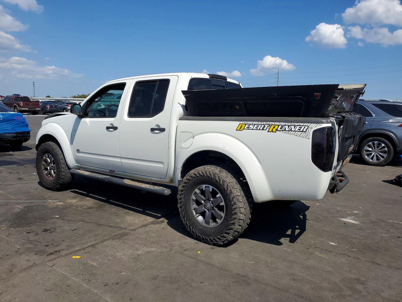 2016 NISSAN Frontier