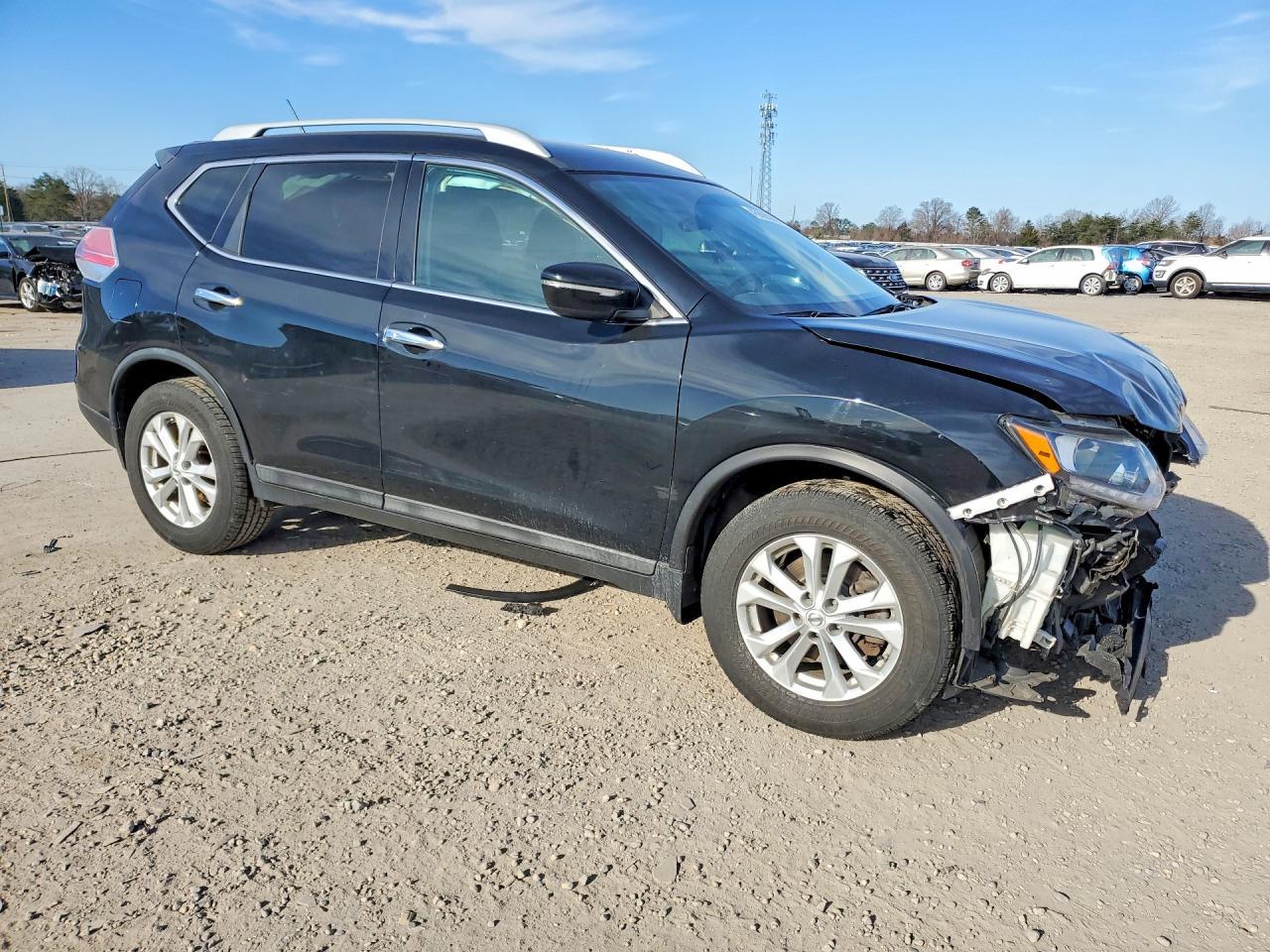 2015 NISSAN ROGUE