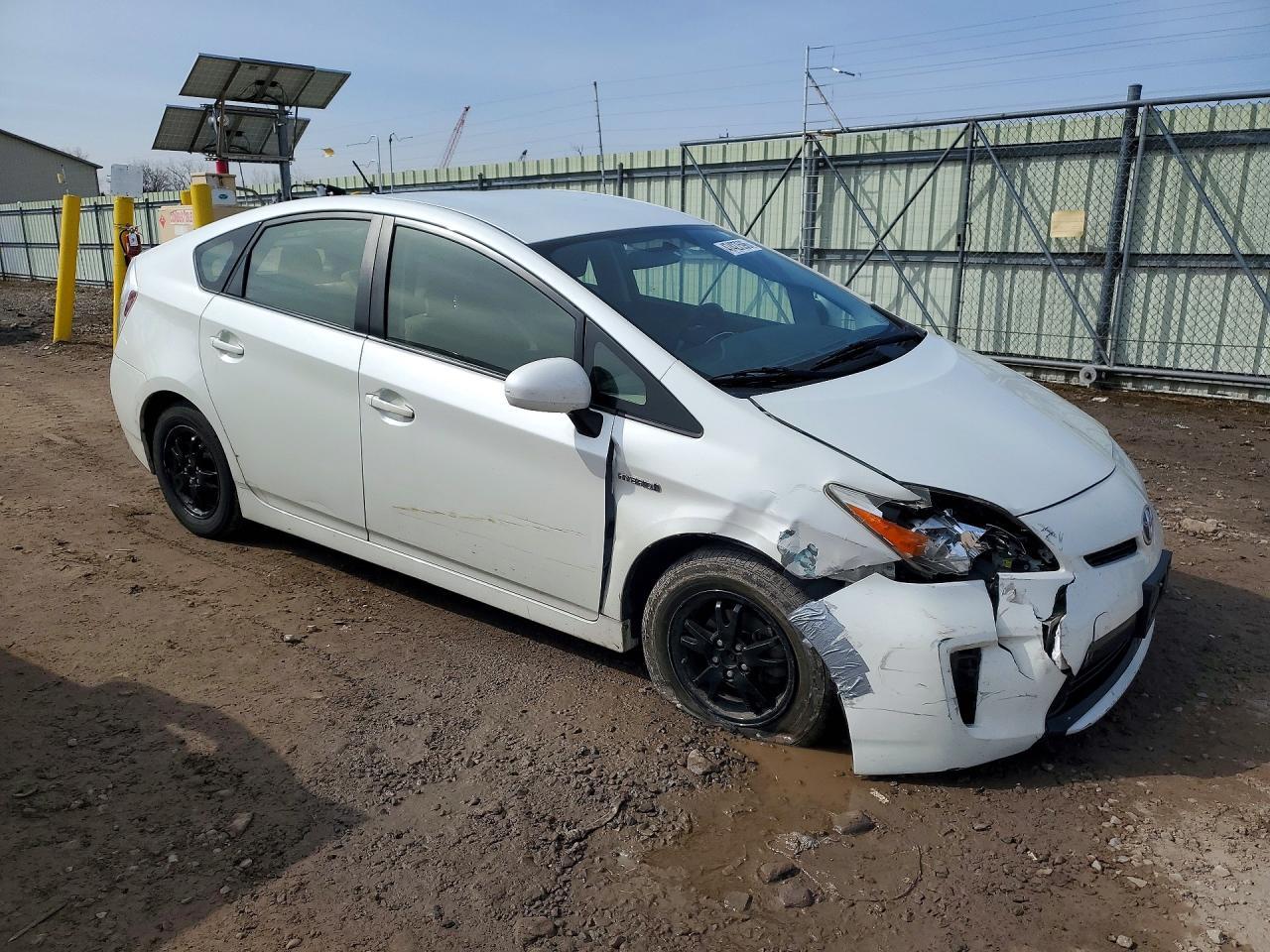 2015 TOYOTA PRIUS