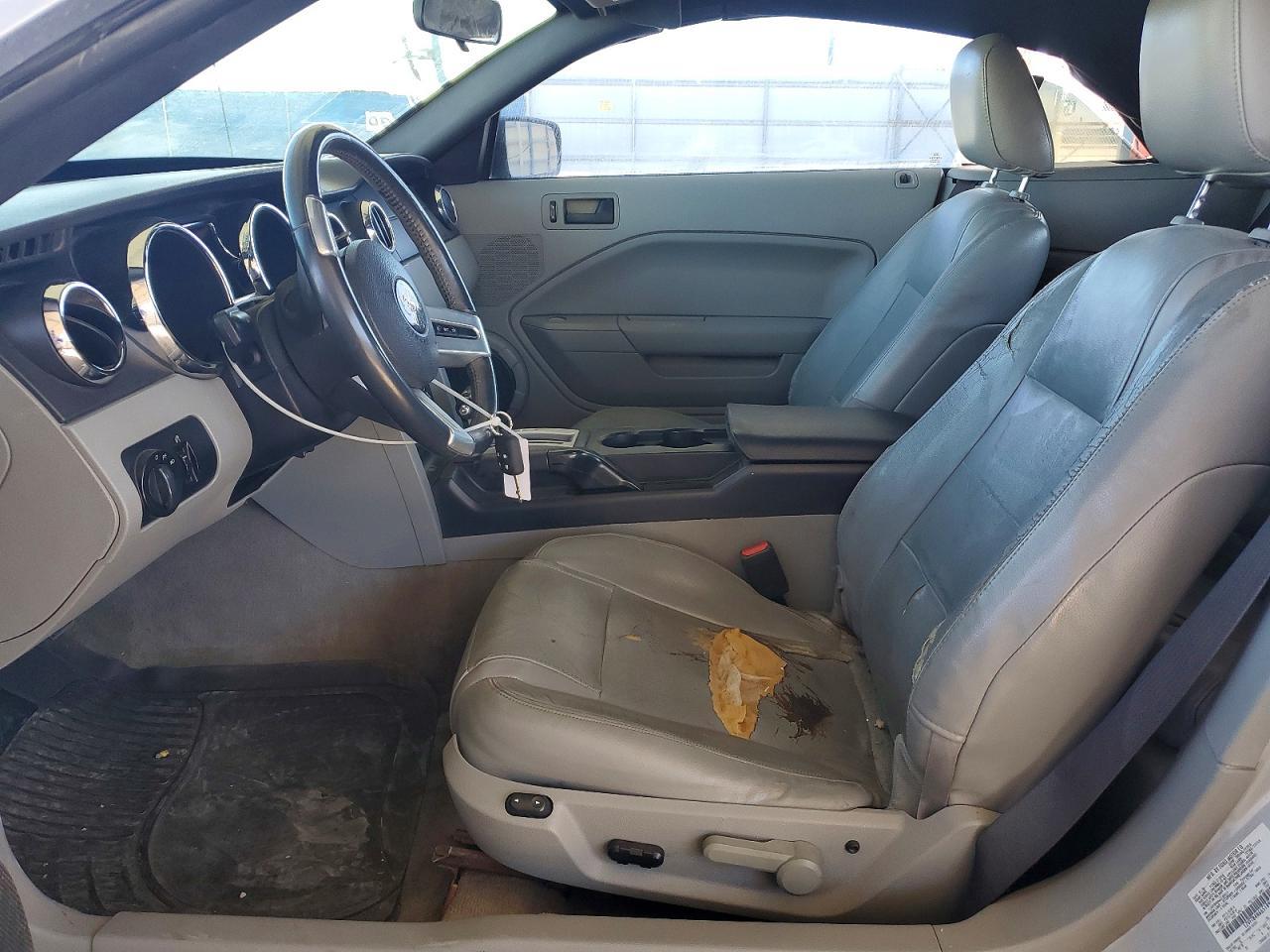 2006 FORD MUSTANG
