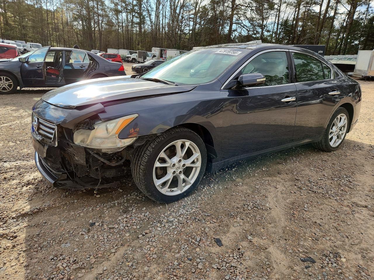 2012 NISSAN Maxima