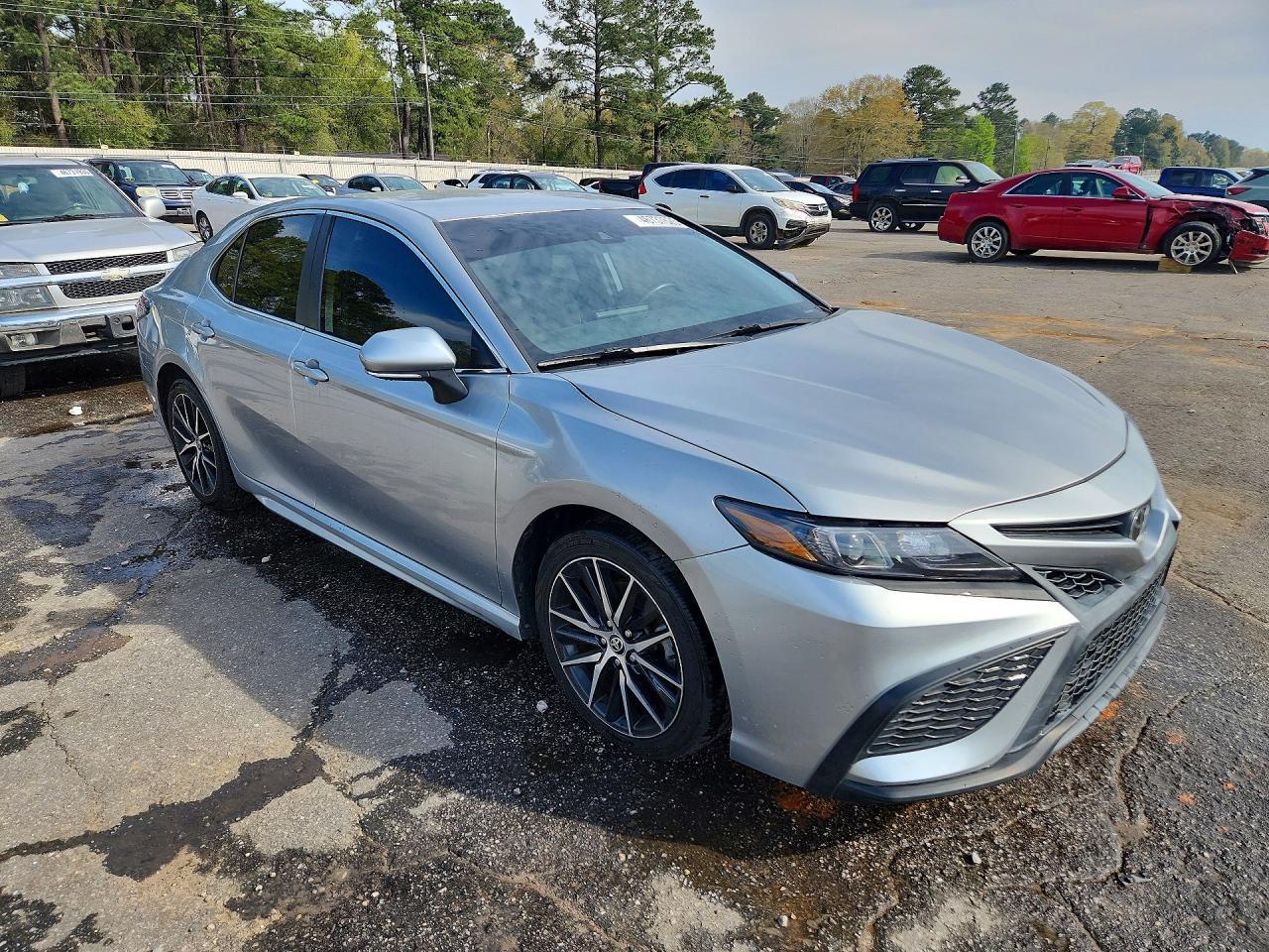 2022 TOYOTA CAMRY