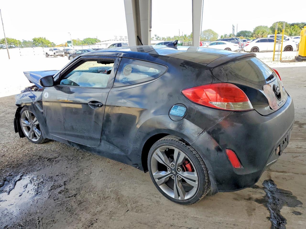 2013 HYUNDAI VELOSTER