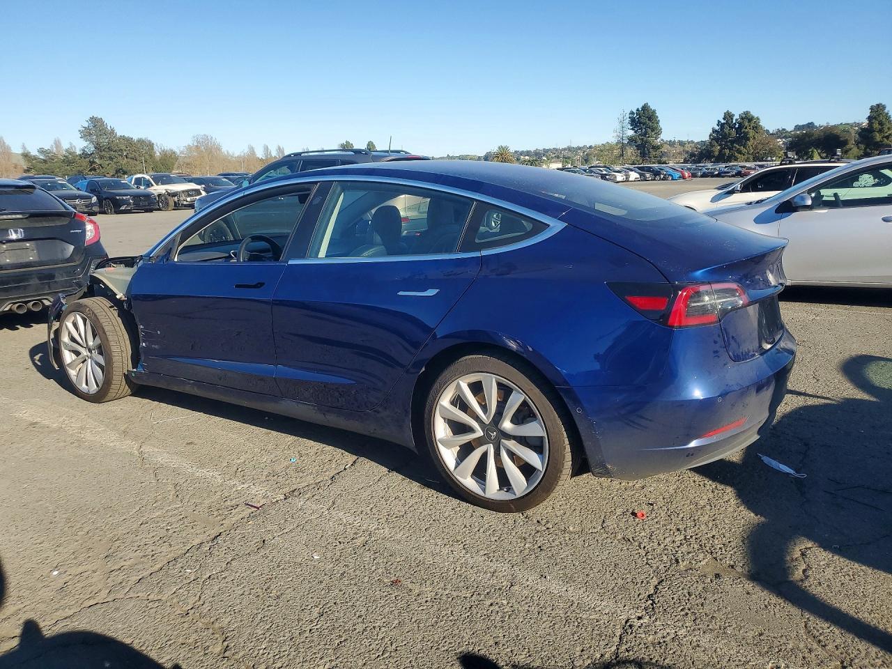 2018 TESLA MODEL 3