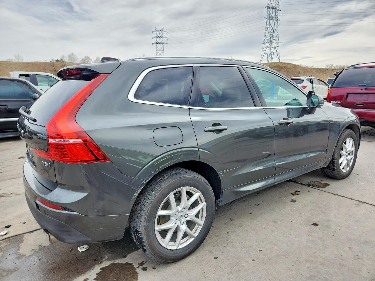 2019 VOLVO XC60