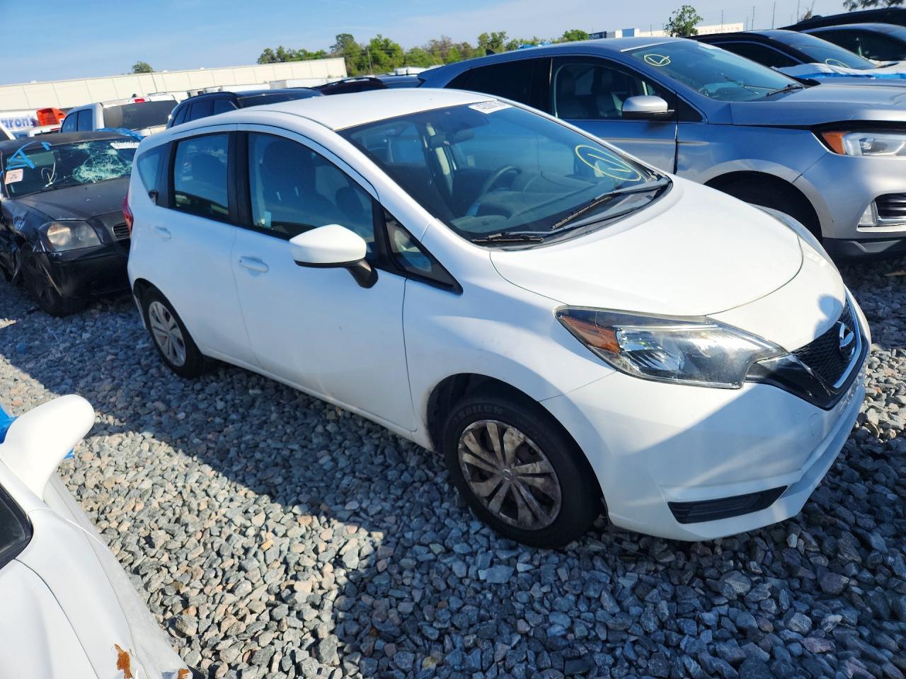 2017 NISSAN Versa Note