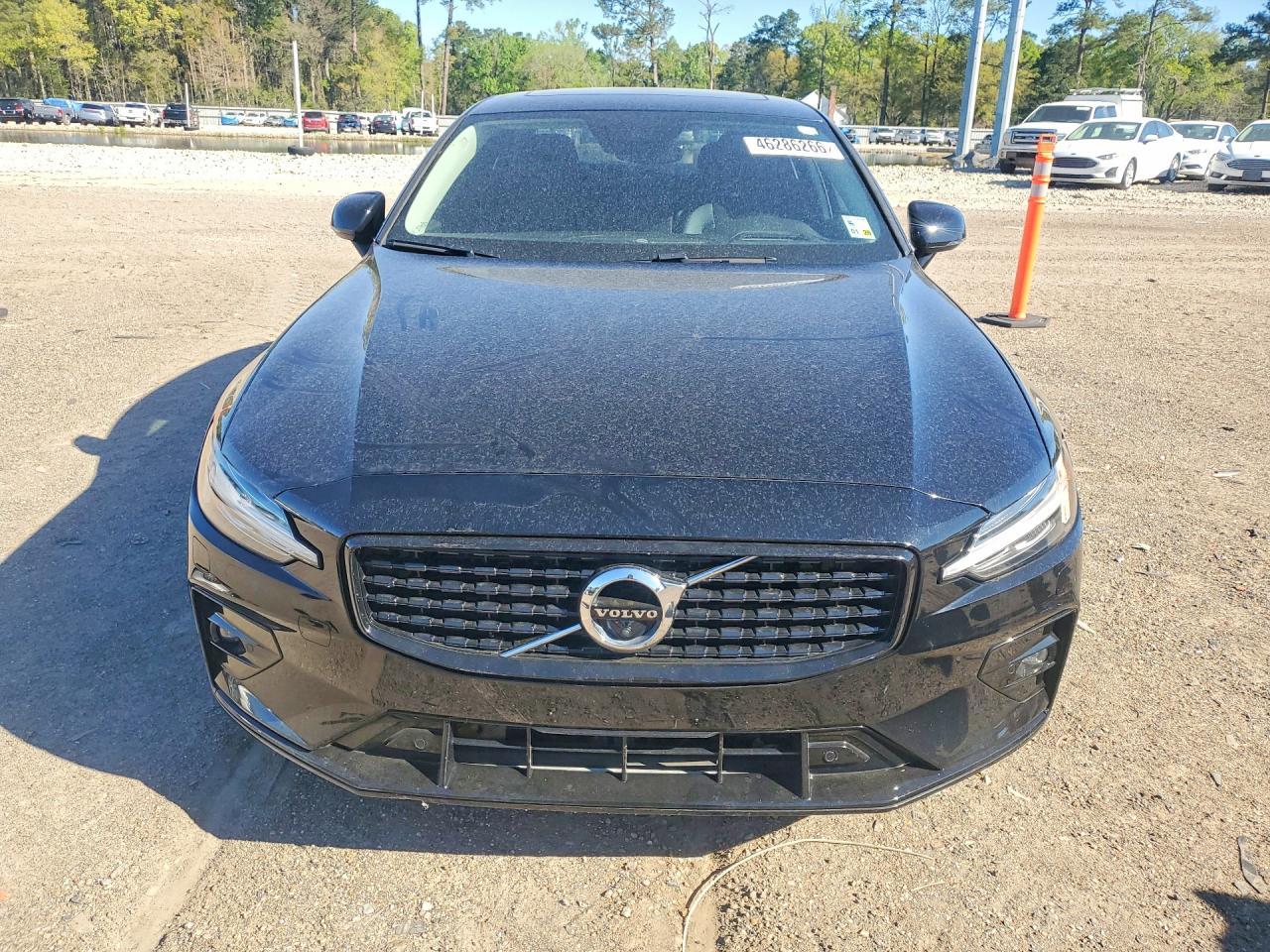 2022 VOLVO S60