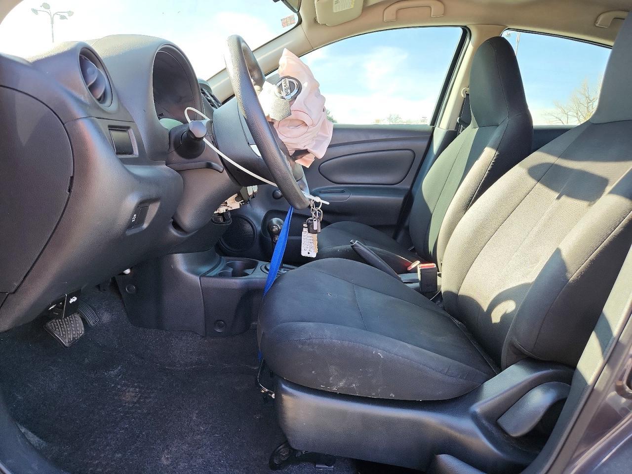 2015 NISSAN VERSA