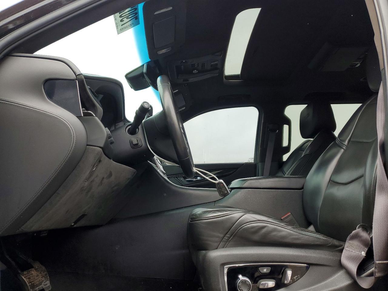 2016 CADILLAC Escalade ESV