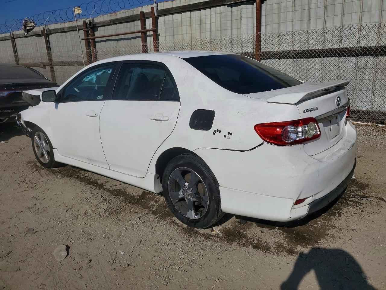 2013 TOYOTA COROLLA