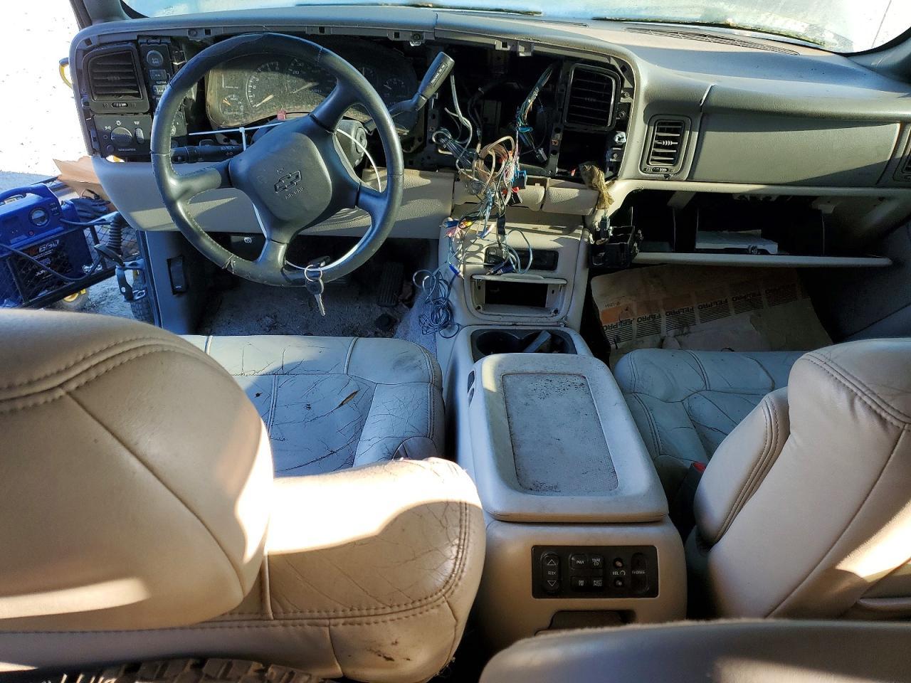 2002 CHEVROLET Suburban