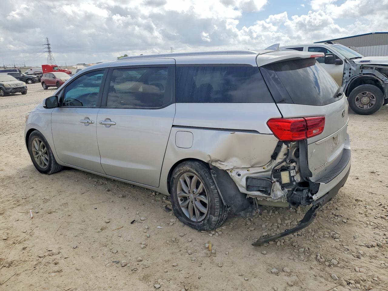 2020 KIA SEDONA