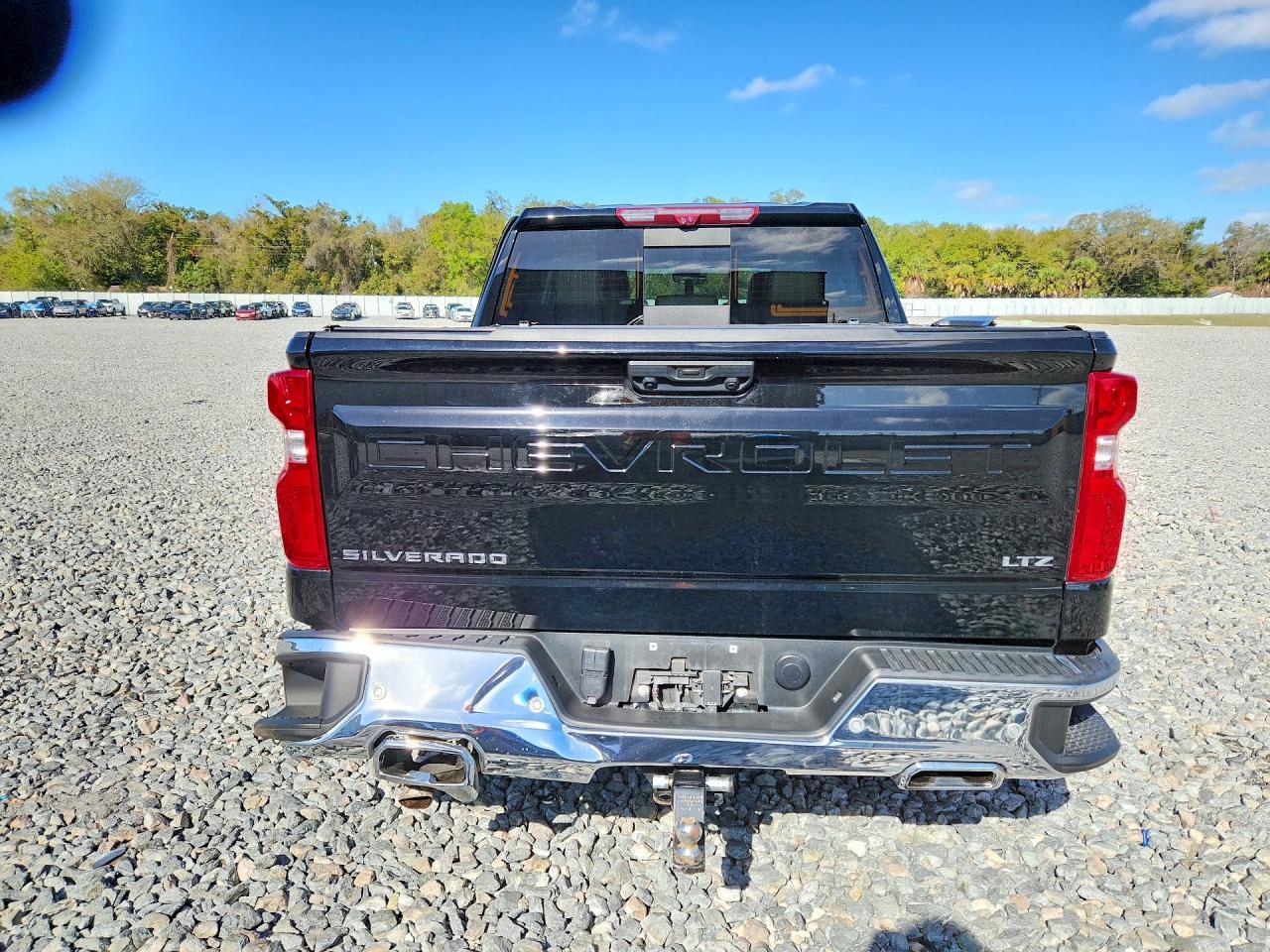 2024 CHEVROLET Silverado