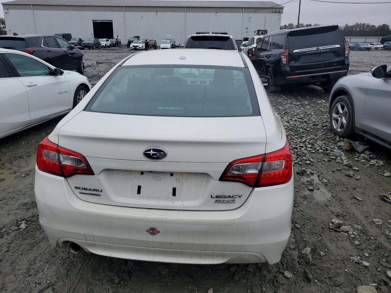 2015 SUBARU Legacy