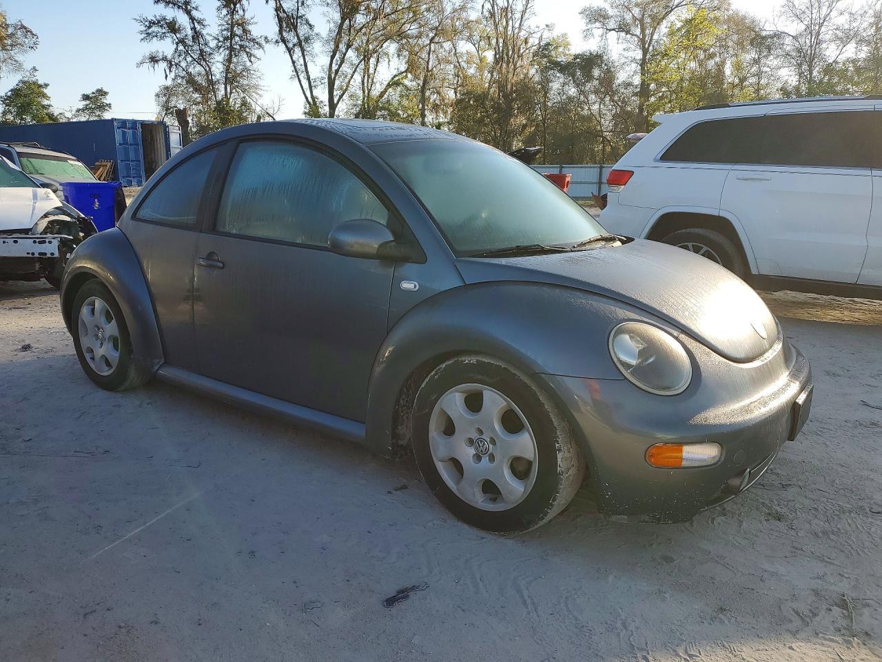 2003 VOLKSWAGEN Beetle