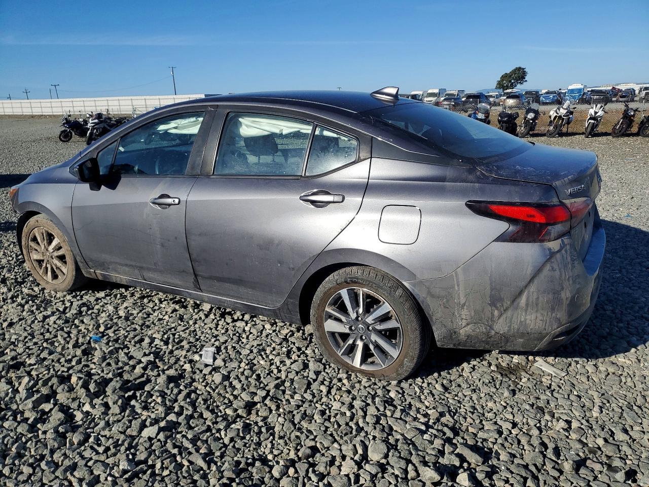2021 NISSAN VERSA