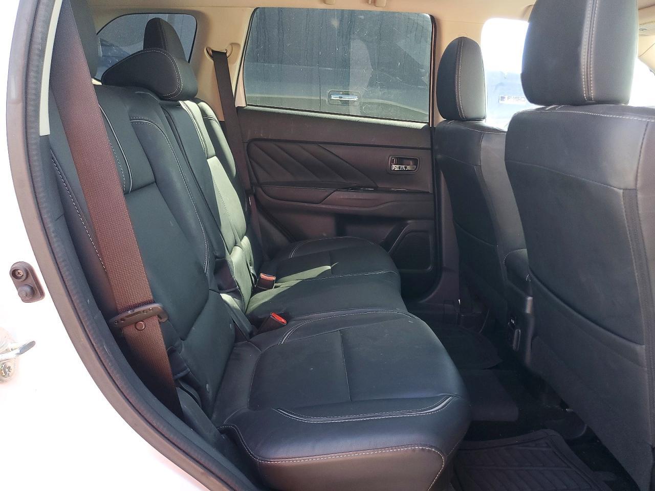 2018 MITSUBISHI outlander