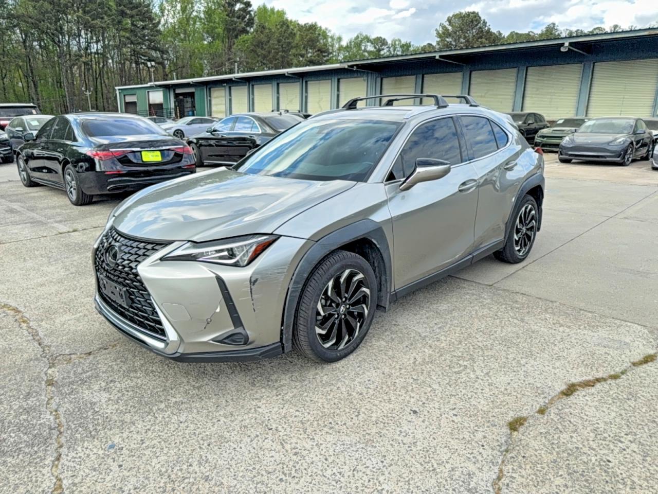 2021 LEXUS UX 200