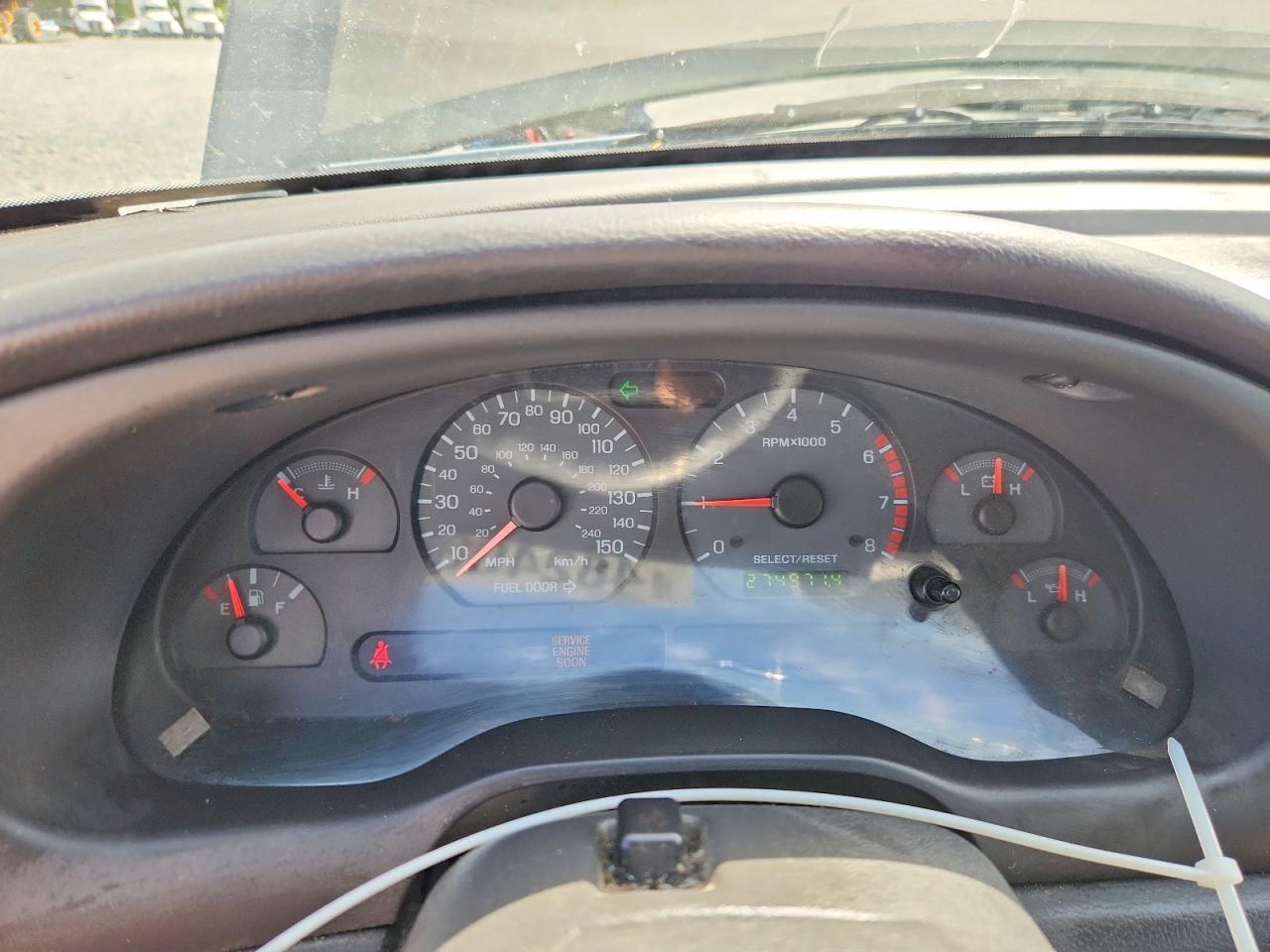 2001 FORD MUSTANG