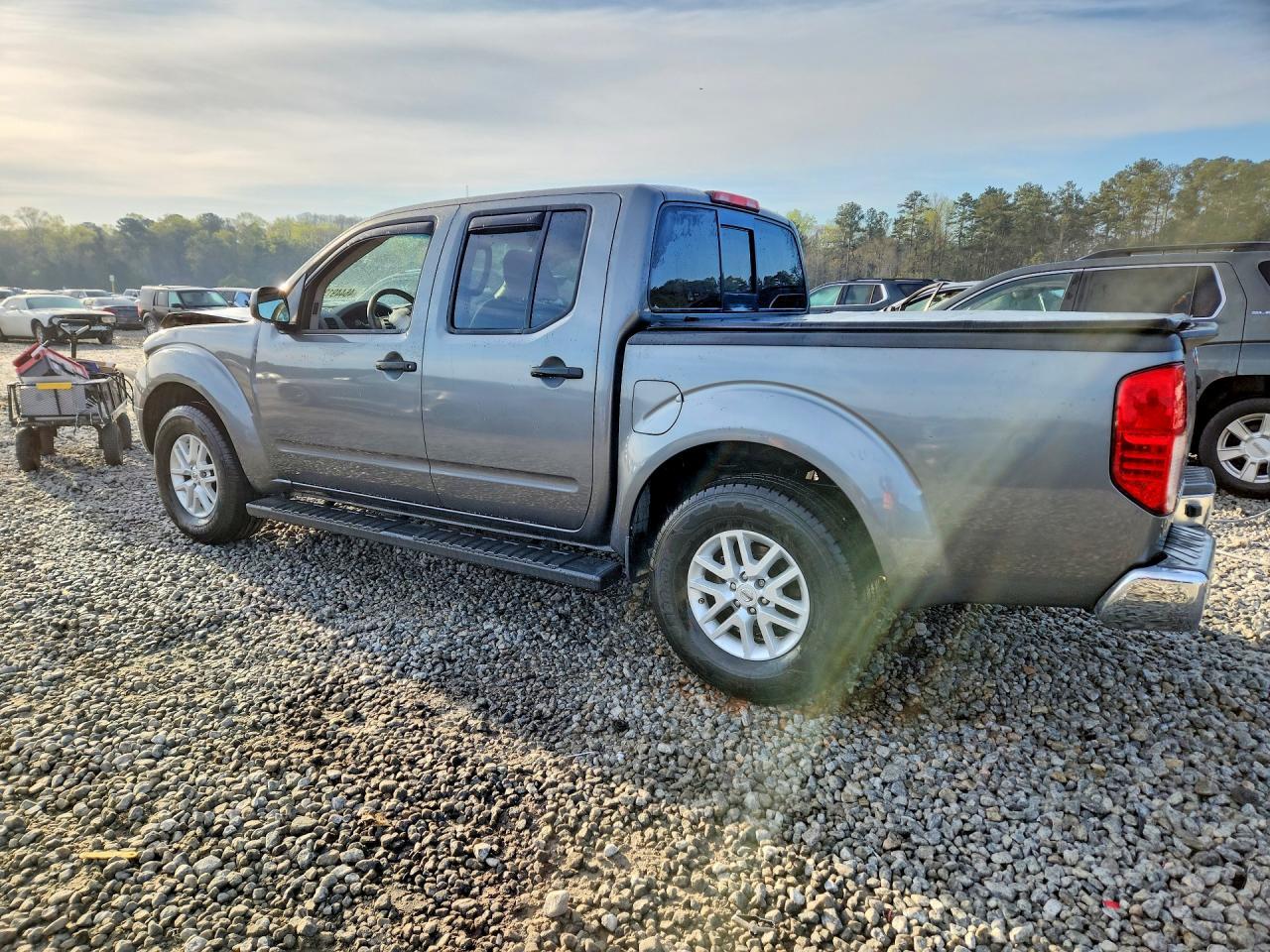 2017 NISSAN Frontier